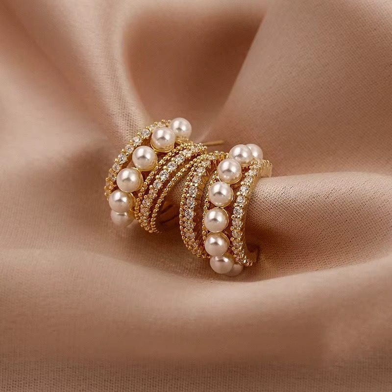 C-Shaped Pearl Stud Earrings