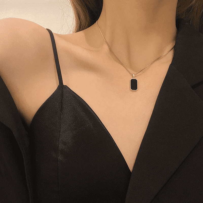 Stunning Gold Chain Necklace with Black Rectangular Pendant Stunning Gold Chain Necklace with Black Rectangular Pendant