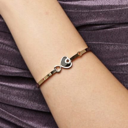 Black Heart Anti Tarnish Bracelet